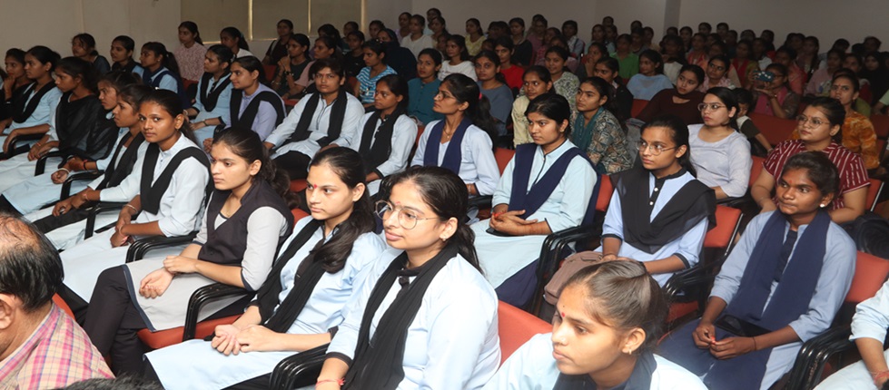 Hindupat Institute of Teacher Training